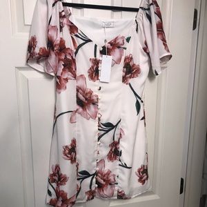 White floral mini dress, size m, individual buttons